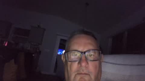 Snapshot of troffer1020 chatting on December 2024 05:20:02 AM Troffer online show from December 2024 05:20:02 AM