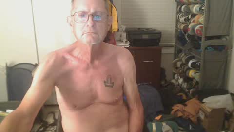Snapshot of troffer1020 chatting on July 2026 01:05:02 AM Troffer online show from July 2026 01:05:02 AM