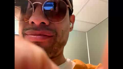 Snapshot of tropppel888 chatting on March 2026 06:18:02 PM Open minded - Hetro - Male online show from March 2026 06:18:02 PM