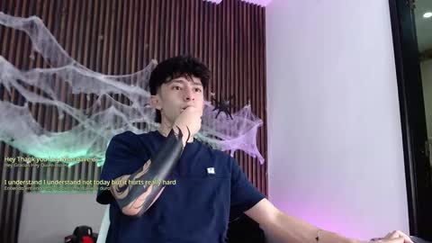 Troy online show from October 2025 07:27:02 PM