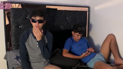 Snapshot of troye_lex chatting on September 2025 11:28:01 PM troye_lex online show from September 2025 11:28:01 PM