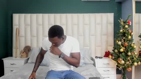 Snapshot of troykhalil chatting on December 2024 08:47:01 PM Troy Khalil online show from December 2024 08:47:01 PM