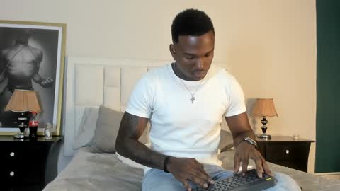 Snapshot of troykhalil chatting on January 2025 08:31:02 PM Troy Khalil online show from January 2025 08:31:02 PM