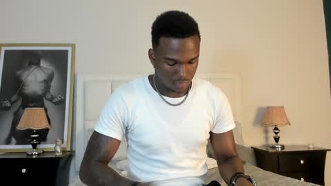 Snapshot of troykhalil chatting on February 2025 09:52:01 PM Troy Khalil online show from February 2025 09:52:01 PM