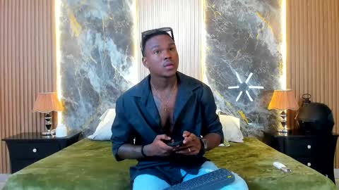 Snapshot of troykhalil chatting on February 2025 07:05:02 PM Troy Khalil online show from February 2025 07:05:02 PM