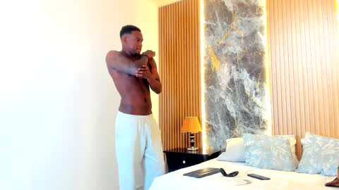 Snapshot of troykhalil chatting on March 2025 11:43:02 PM Troy Khalil online show from March 2025 11:43:02 PM