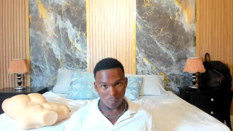 Snapshot of troykhalil chatting on March 2025 07:54:01 PM Troy Khalil online show from March 2025 07:54:01 PM