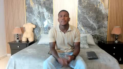 Snapshot of troykhalil chatting on March 2025 08:20:02 PM Troy Khalil online show from March 2025 08:20:02 PM