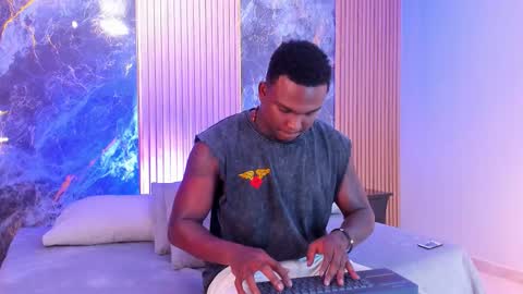 Snapshot of troykhalil chatting on October 2025 09:37:02 PM Troy Khalil online show from October 2025 09:37:02 PM