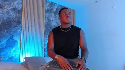 Snapshot of troykhalil chatting on October 2025 08:40:02 PM Troy Khalil online show from October 2025 08:40:02 PM