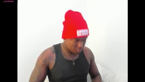 Snapshot of troykhalil chatting on November 2025 11:16:02 PM Troy Khalil online show from November 2025 11:16:02 PM