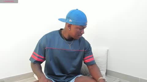 Snapshot of troykhalil chatting on November 2025 09:02:02 PM Troy Khalil online show from November 2025 09:02:02 PM