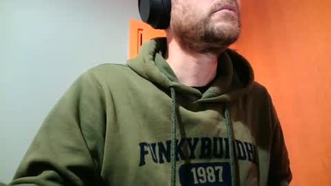 truble_78 online show from February 2025 04:48:02 PM