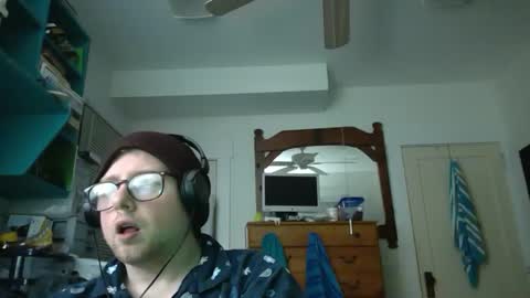 Snapshot of true_manofworth chatting on December 2024 05:53:02 AM HandicappedLaugher online show from December 2024 05:53:02 AM