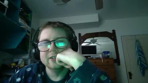 Snapshot of true_manofworth chatting on December 2024 02:24:01 AM HandicappedLaugher online show from December 2024 02:24:01 AM