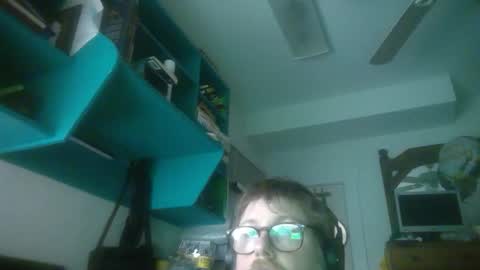 Snapshot of true_manofworth chatting on March 2025 05:35:01 AM HandicappedLaugher online show from March 2025 05:35:01 AM
