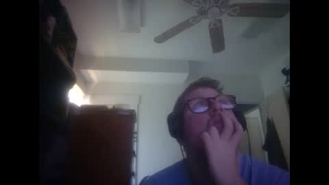 Snapshot of true_manofworth chatting on September 2025 06:52:02 PM HandicappedLaugher online show from September 2025 06:52:02 PM