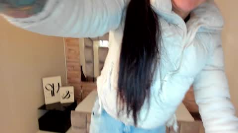 Snapshot of truelove_art chatting on January 2025 12:07:02 PM online show from January 2025 12:07:02 PM