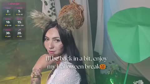 Snapshot of truelove_art chatting on October 2025 12:26:02 PM online show from October 2025 12:26:02 PM