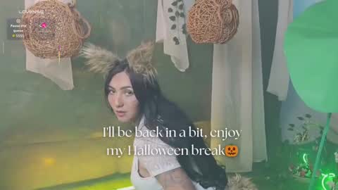 Snapshot of truelove_art chatting on October 2025 01:04:02 PM online show from October 2025 01:04:02 PM