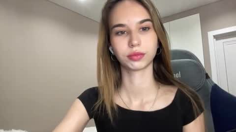 tryme_muse online show from November 2025 03:22:01 PM