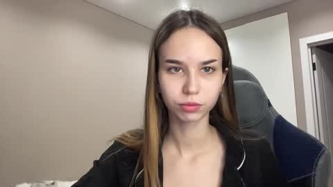 tryme_muse online show from November 2025 04:10:02 PM