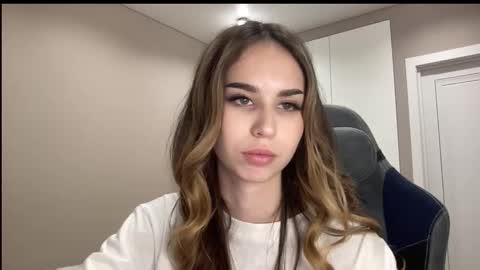 tryme_muse online show from December 2025 07:53:02 PM