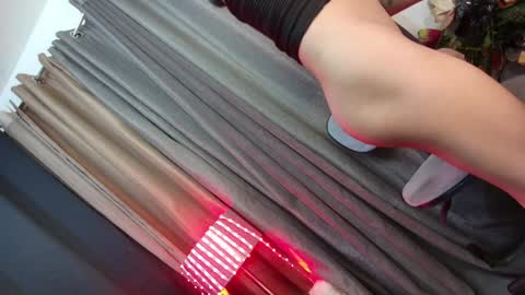 Chloe online show from December 2024 04:16:02 PM