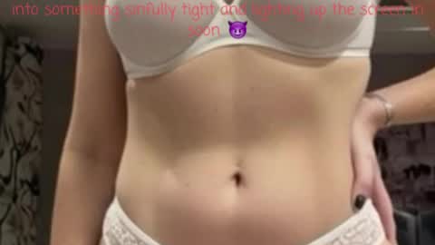 Snapshot of ts_hunnibunn chatting on April 2026 12:24:01 PM Hunnibun online show from April 2026 12:24:01 PM