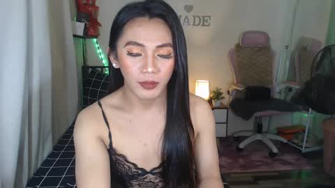 Snapshot of ts_jadexxx chatting on February 2025 01:52:02 AM Jade online show from February 2025 01:52:02 AM