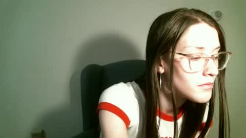 Snapshot of ts_librarian chatting on September 2025 05:03:01 PM Elisabeth online show from September 2025 05:03:01 PM