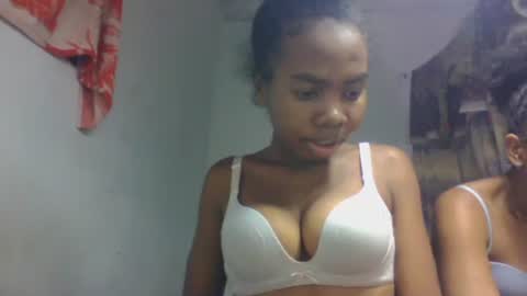 tsaralaza online show from October 2025 09:23:02 PM