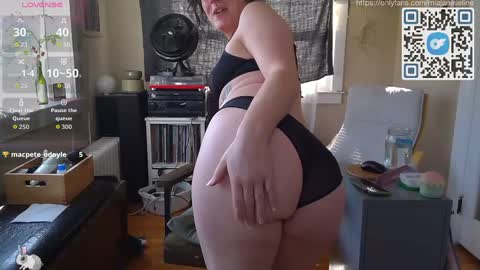 Mia-Jane Seline online show from November 2025 04:07:02 PM