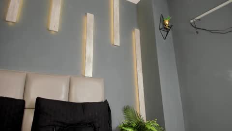  C H L O E online show from March 2026 07:54:01 PM