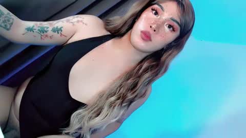 Snapshot of tsgirl_julian69 chatting on February 2025 06:52:01 PM Julian online show from February 2025 06:52:01 PM