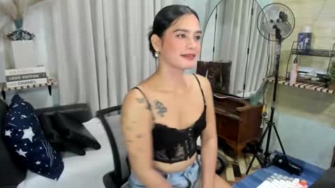 tslatinazandra online show from March 2026 02:12:02 PM