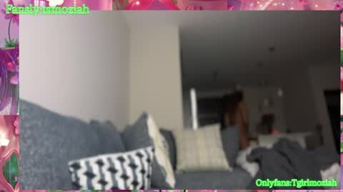 Snapshot of tsmoziah chatting on April 2026 09:37:01 AM tsmoziah online show from April 2026 09:37:01 AM