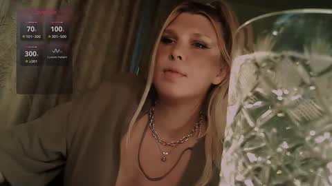 Snapshot of tspostophere chatting on December 2025 10:20:02 AM Annika online show from December 2025 10:20:02 AM