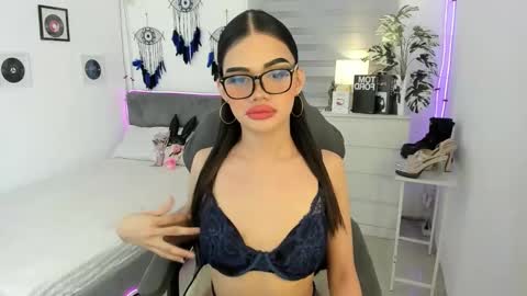 Snapshot of tstoni_talks chatting on October 2025 06:05:02 PM tstoni_talks online show from October 2025 06:05:02 PM