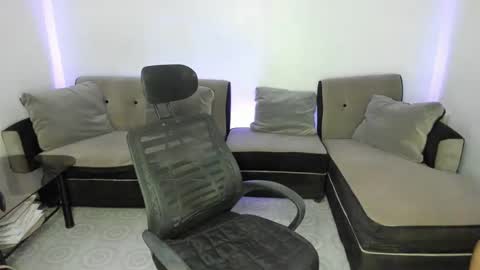 Snapshot of tsuncutjelay chatting on March 2025 04:22:02 PM JOIN TO MY FANCLUB I WILL GIVE SOME VIDEOS AND PIC online show from March 2025 04:22:02 PM