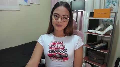 Snapshot of tsuncutrhein chatting on October 2025 06:26:01 PM tsuncutrhein online show from October 2025 06:26:01 PM