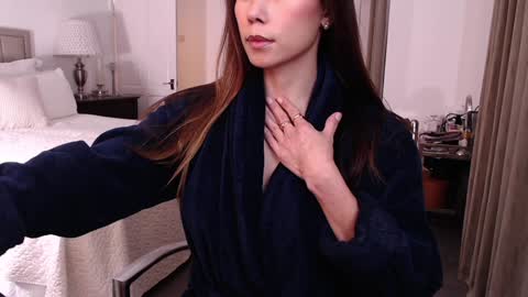 Snapshot of tsvaleriamartins chatting on December 2024 08:00:02 PM Valeria Martins online show from December 2024 08:00:02 PM