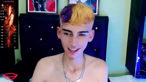 ttimy online show from March 2025 02:04:02 AM