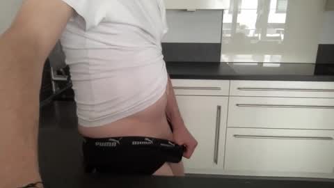ttutzi390 online show from May 2026 12:00:02 PM