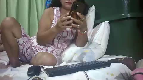 Snapshot of tuchmegently chatting on September 2025 09:59:02 PM Mae online show from September 2025 09:59:02 PM