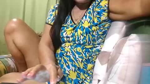 Snapshot of tuchmegently chatting on December 2025 09:21:02 PM Mae online show from December 2025 09:21:02 PM