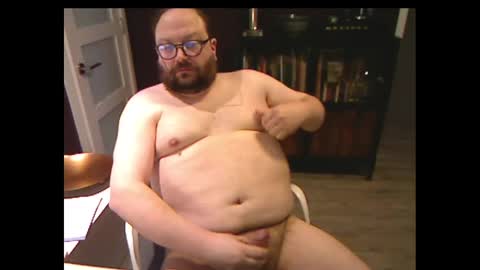 Snapshot of tuckwell chatting on February 2025 12:20:01 PM tuckwell online show from February 2025 12:20:01 PM