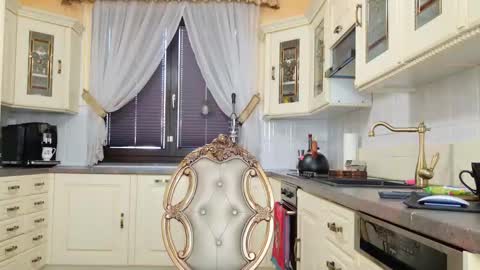 Tunde online show from February 2025 11:13:02 AM