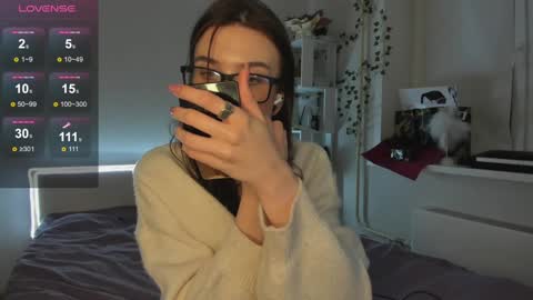 Snapshot of tune_godness chatting on January 2025 12:30:01 AM Hi everyone my name is Tina Id love it if you could help make sense of it here online show from January 2025 12:30:01 AM