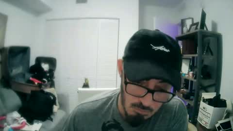 Snapshot of tuscan_taurus chatting on February 2025 08:01:01 AM tuscan_taurus online show from February 2025 08:01:01 AM